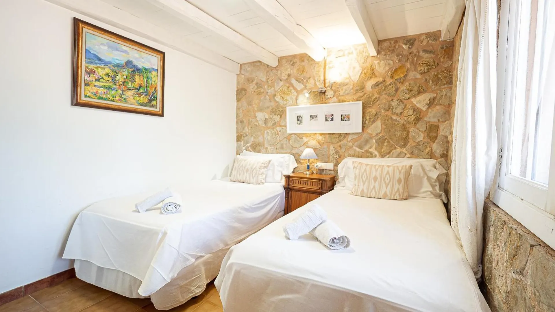 Farm stay Can Cap De Bou By Alquilair Villa Pollenca